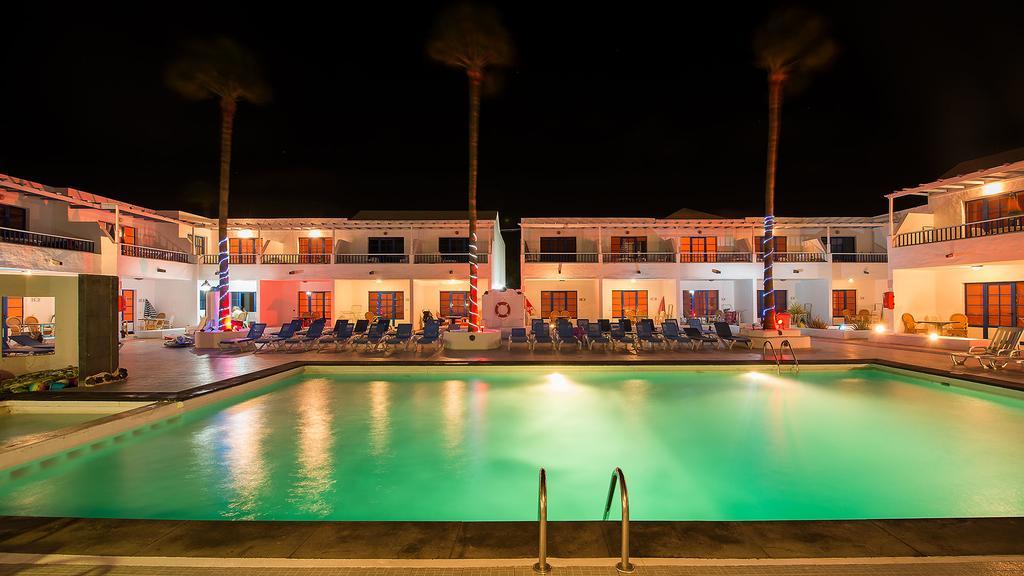 Aparthotel Atlantic View Resort Puerto del Carmen  Exterior photo